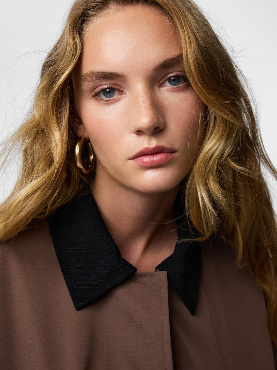model_shot-detail