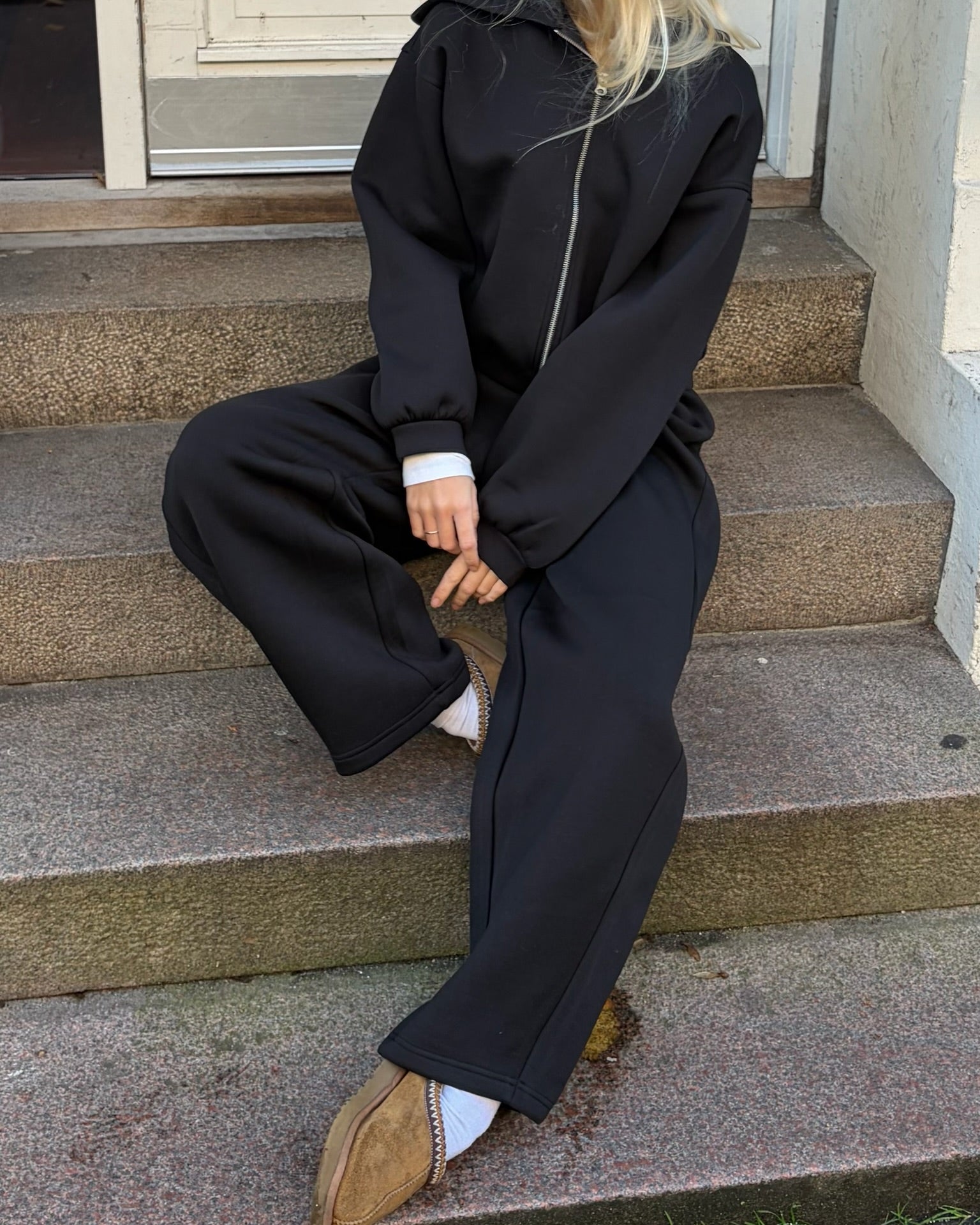 PCBUCUBA Joggers - Black
