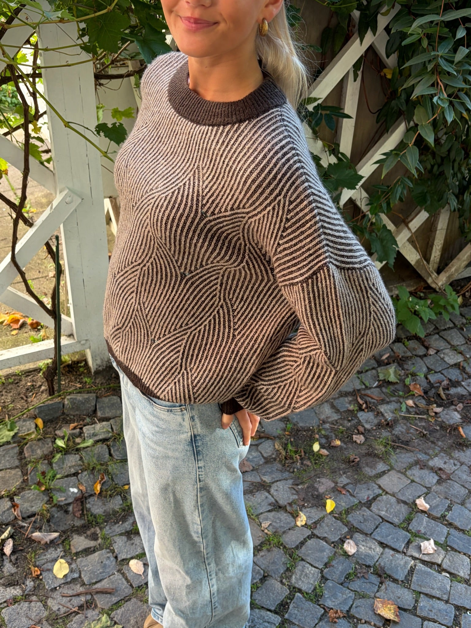 PCJENNA Pullover - Hot Fudge