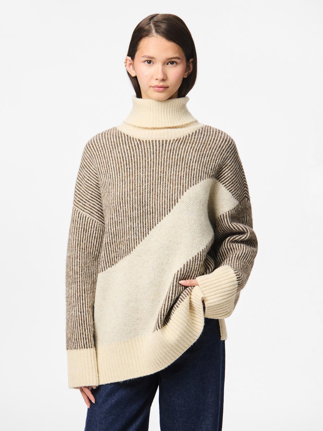 model_shot-front