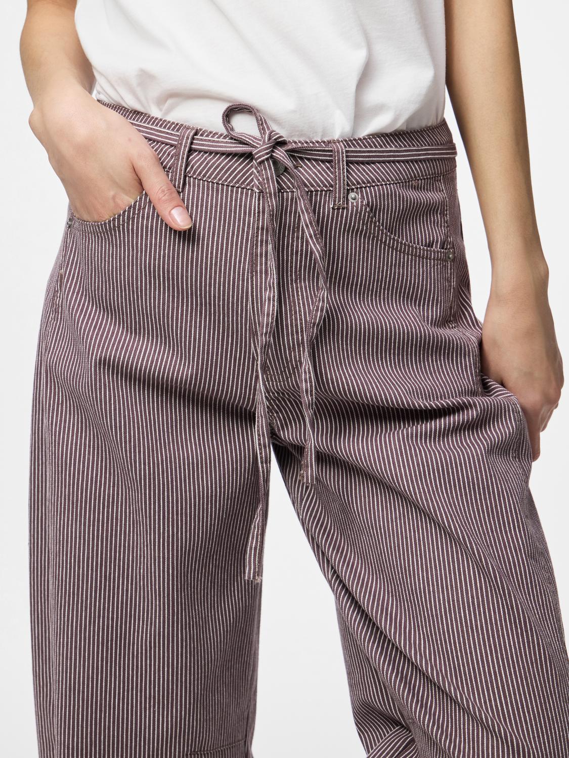 model_shot-detail